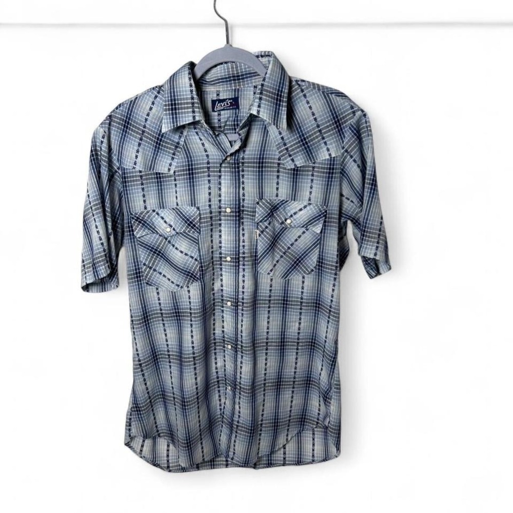 Levi's blue plaid button up shirt Size L  Short Sleeve Western Plaid Pearl‎ Snap